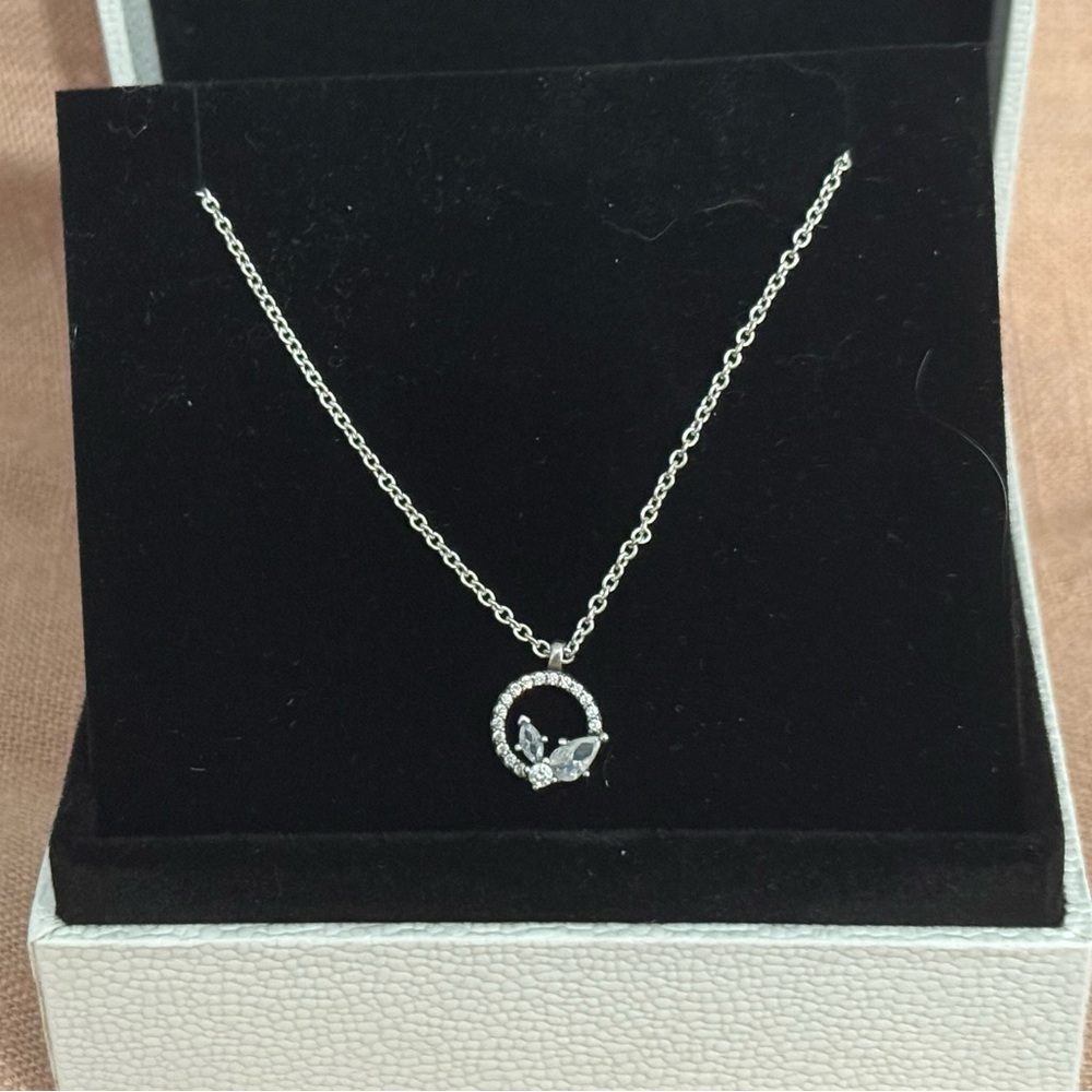 Sparkling Herbarium Circle & Cluster Pendant Necklace